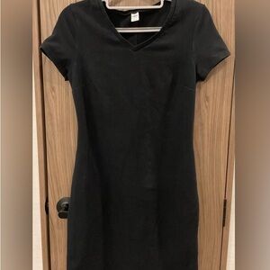 Elegant Black Short Sleeve Dress